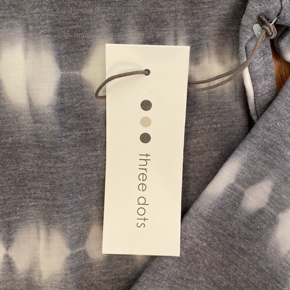 29. Three Dots Tie Dye Crewneck $128 MSRP NWT - Picture 4 of 5